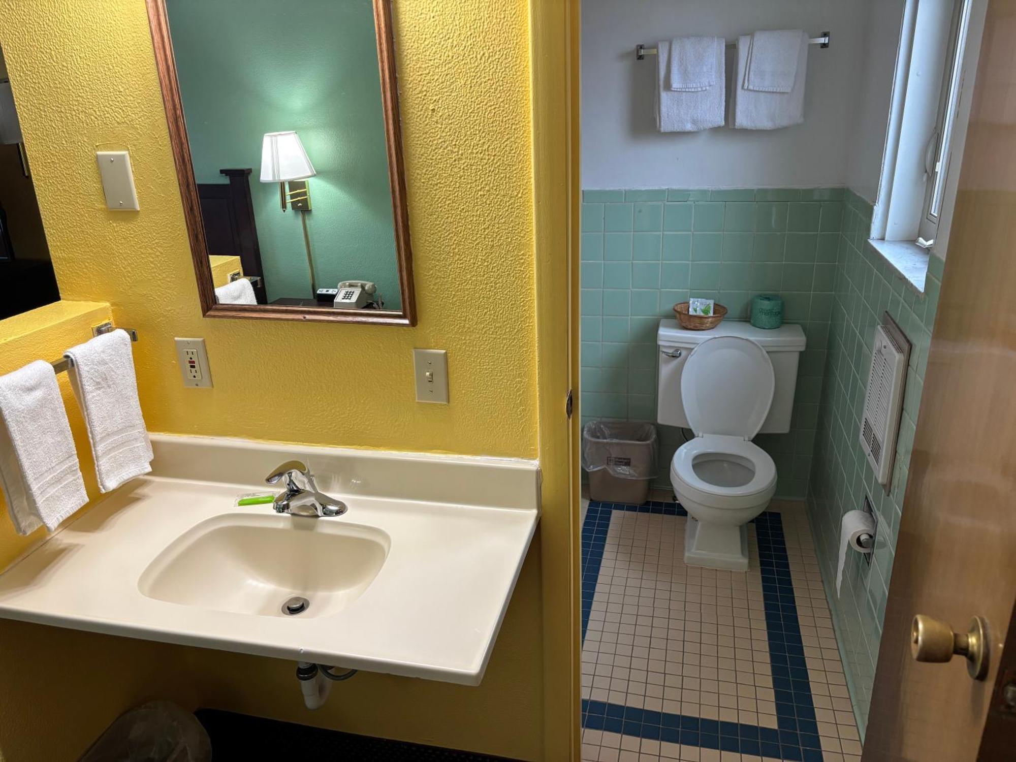 Budget Host Inn Somerset Extérieur photo