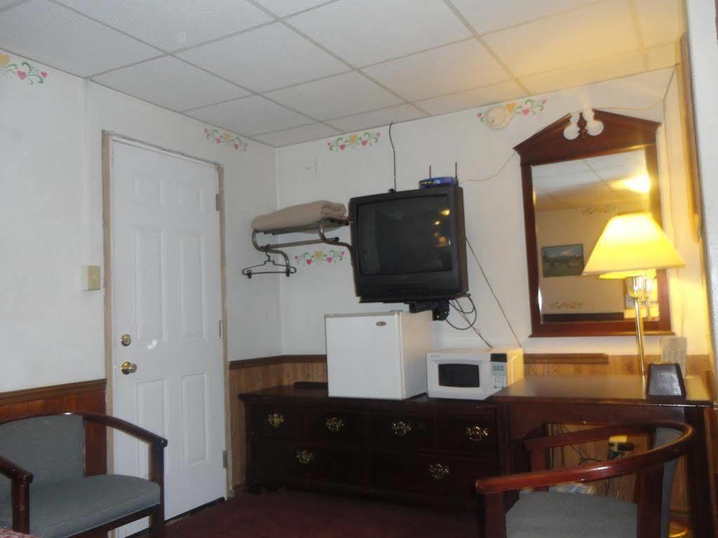 Budget Host Inn Somerset Extérieur photo