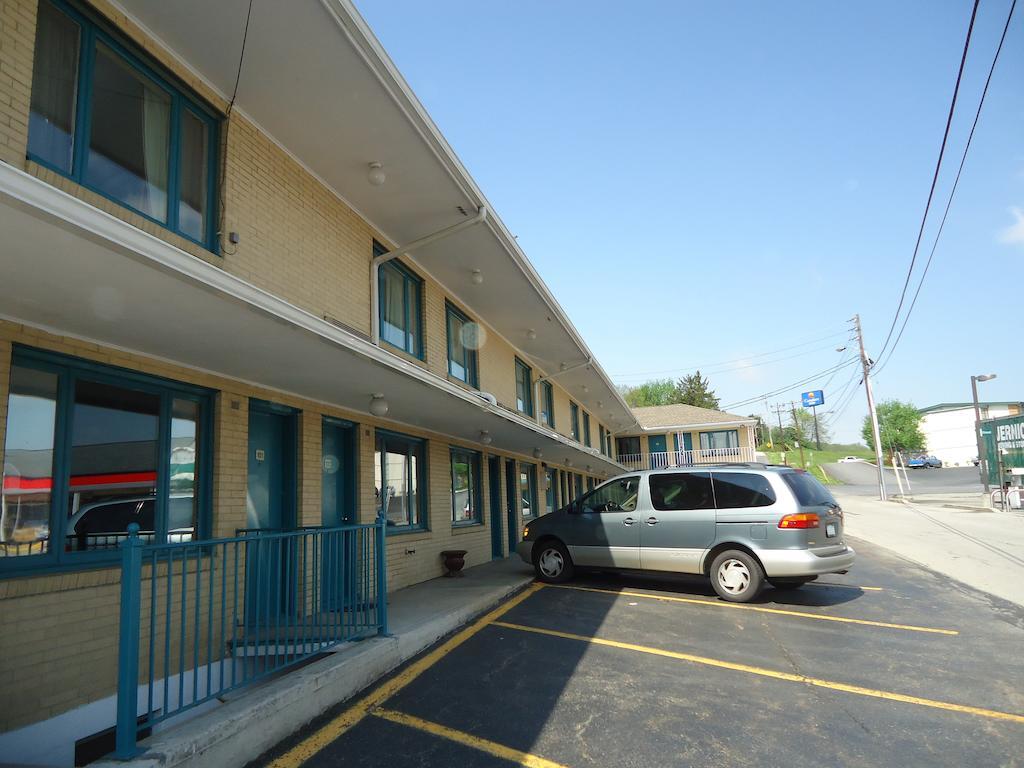 Budget Host Inn Somerset Extérieur photo